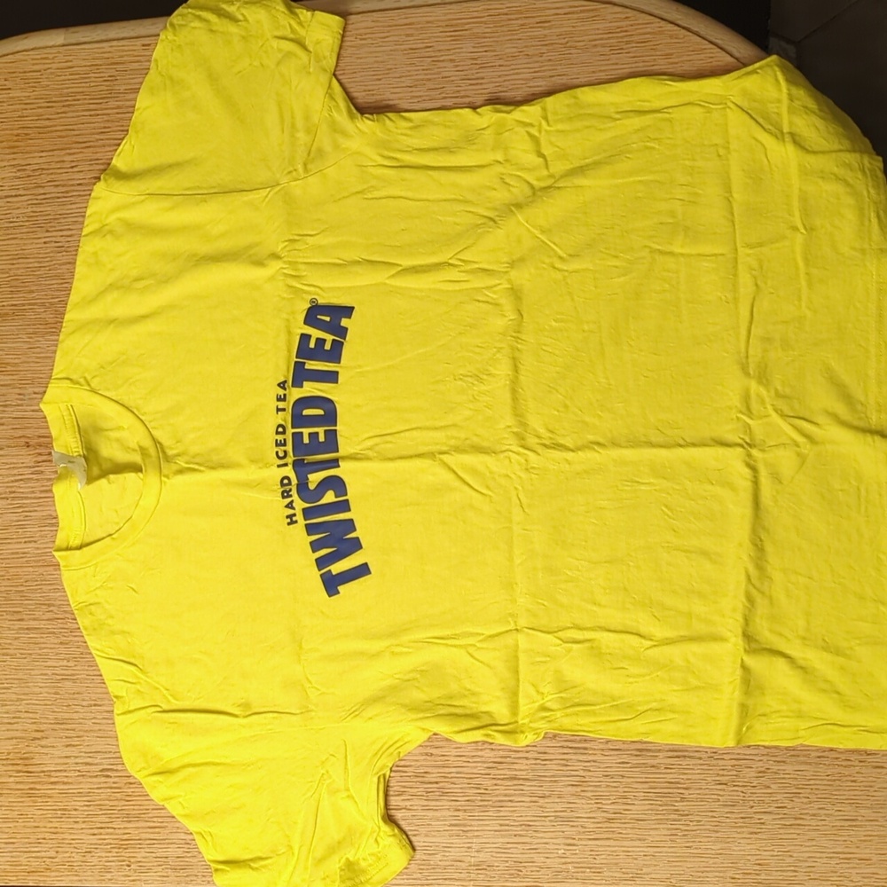 Men's twisted tea t-shirt XL